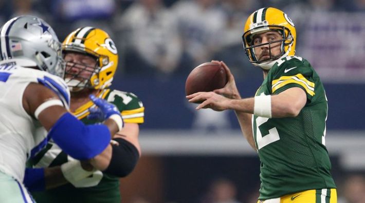 Rodgers vs DAL 11517.jpg