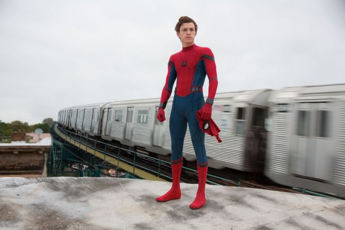 spider_man_homecoming_DF_28509_R2_r.0