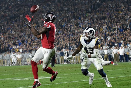 falcons_rams_10617.jpg